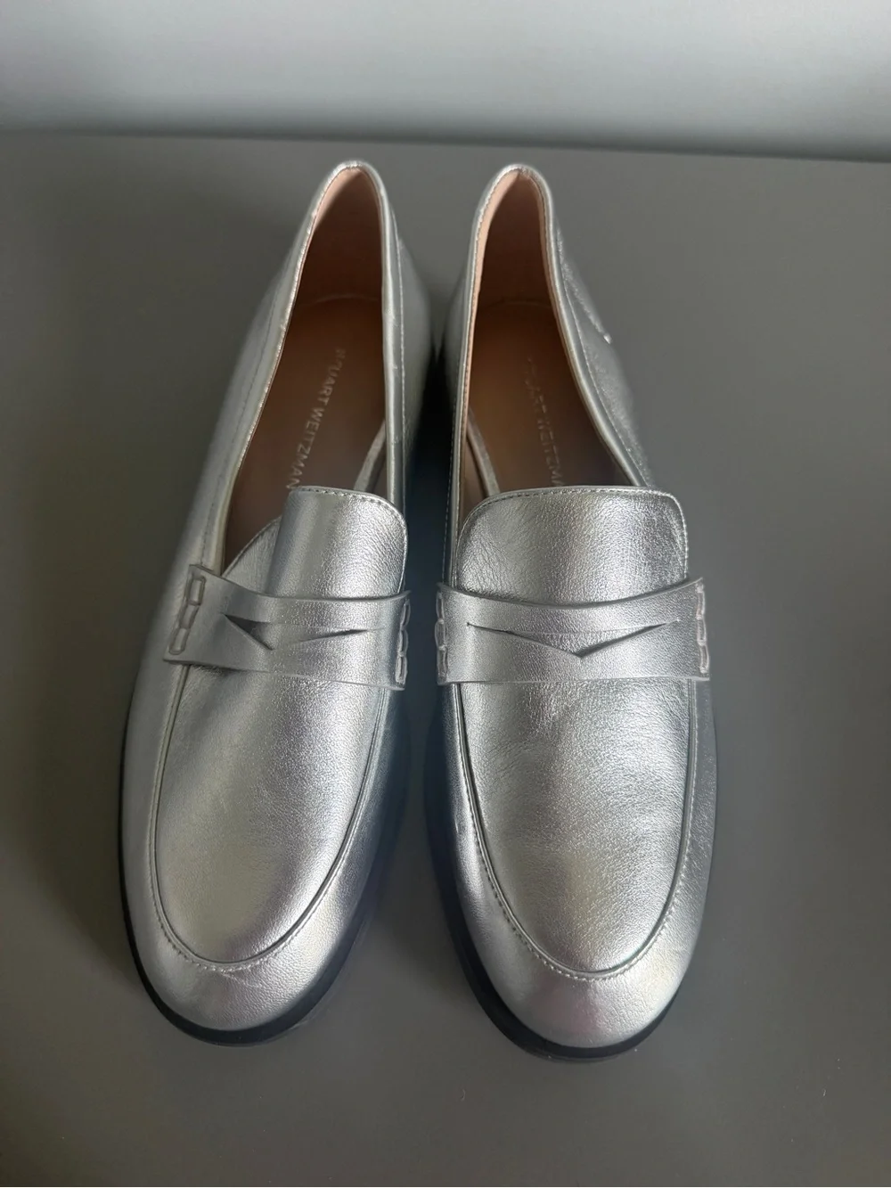 Stuart Weitzman Emi metallic leather loafers ✨
